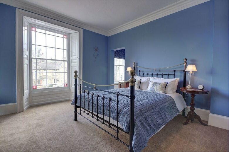 Bed & Breakfast Skeldale House