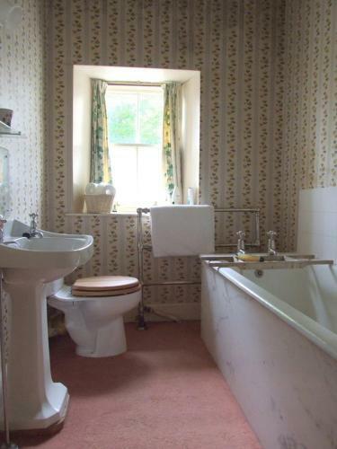 Bed & Breakfast Thrumster House