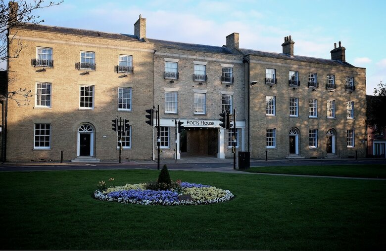 Hotel Poets House