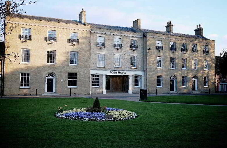 Hotel Poets House