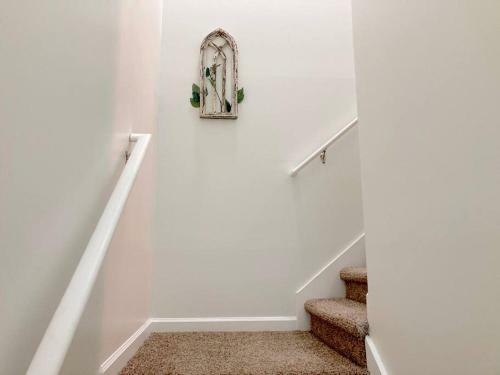 Newly Renovated Townhome With Three King-size Beds