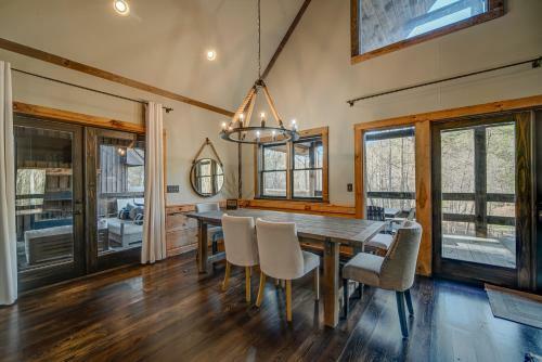 This Chalet Is Luxury And Mountain Charm All Wrapped Up In One