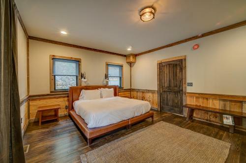 This Chalet Is Luxury And Mountain Charm All Wrapped Up In One