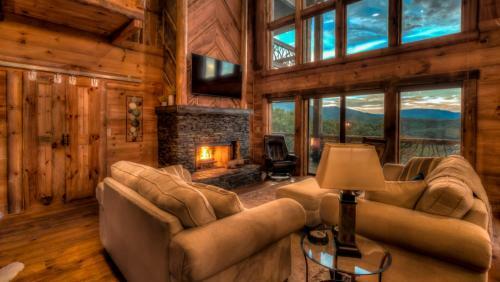 Rocknview Lodge By Escape To Blue Ridge