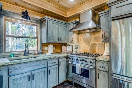Luxury Ridge