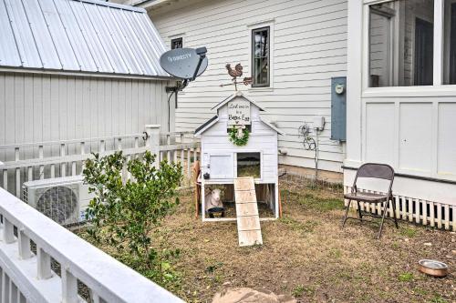 Apartamento Unique Dallas Studio With Fire Pit And Treehouse!