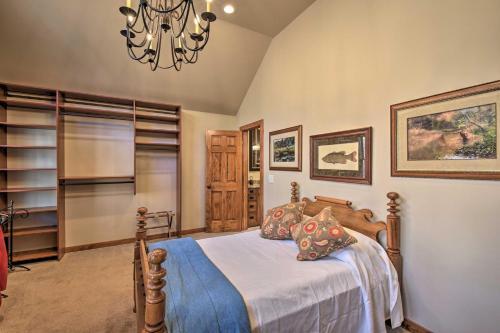 Plummer Lodge In Big Canoe With Lake Access!