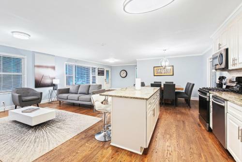 Stunning Atlanta, 7 Bdr-sleeps 15