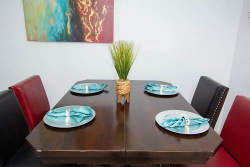 Apartamento #1 St.pete Beach Unit*walk To Bars, Beaches, Restaurants And More.