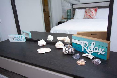 Apartamento #1 St.pete Beach Unit*walk To Bars, Beaches, Restaurants And More.