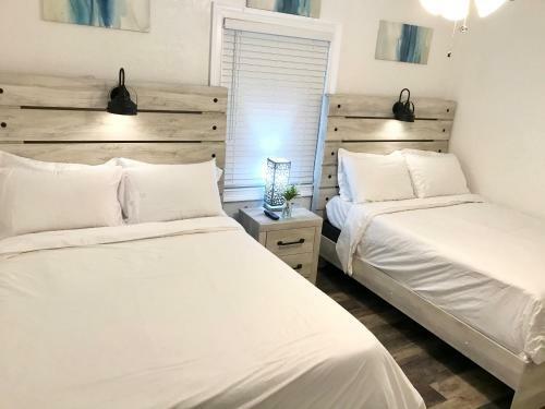 Apartamento #1 St.pete Beach Unit*walk To Bars, Beaches, Restaurants And More.