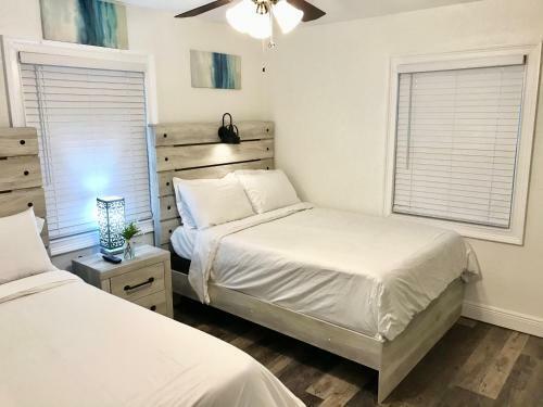 Apartamento #1 St.pete Beach Unit*walk To Bars, Beaches, Restaurants And More.