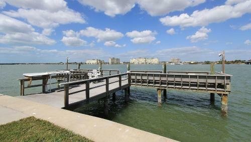 Madeira Beach Yacht Club By Teeming Vacation Rentals
