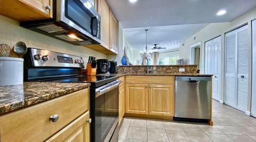 Sunset Vistas By Teeming Vacation Rentals