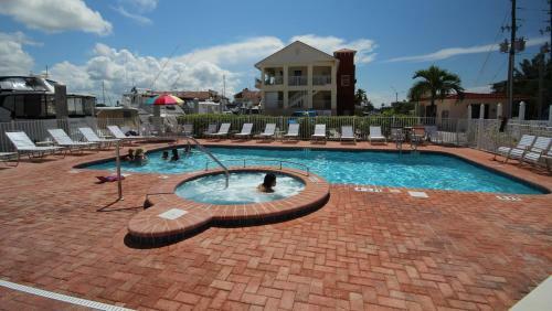 Madeira Bay Resort By Teeming Vacation Rentals