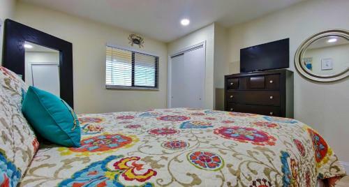Royal Orleans By Teeming Vacation Rentals