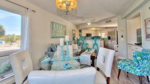 Gulf Strand Resort By Teeming Vacation Rentals