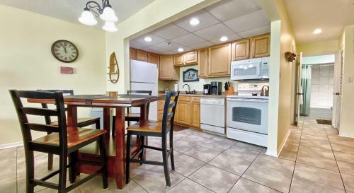 Sea Breeze By Teeming Vacation Rentals