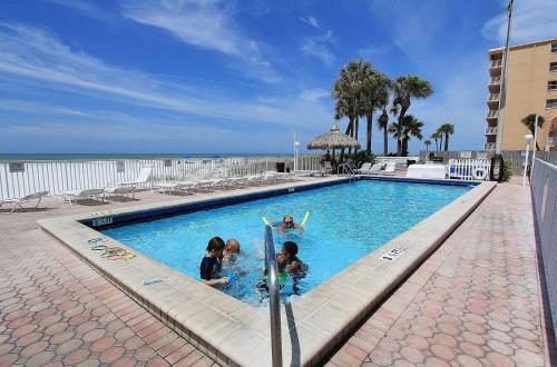 Sea Breeze By Teeming Vacation Rentals