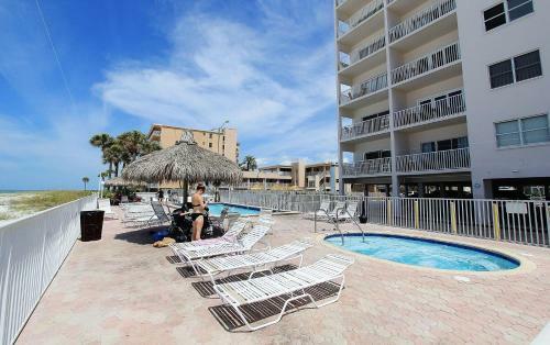 Sea Breeze By Teeming Vacation Rentals