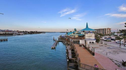 Sea Breeze By Teeming Vacation Rentals