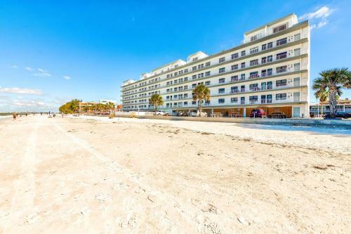 Sunset Chateau 207 Beachfront With Many Updates On Sunset Beach