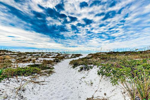 Vistas On The Gulf Unit 408
