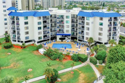 Caprice 306 Stunning Beach Front Condo In A Prime Location!