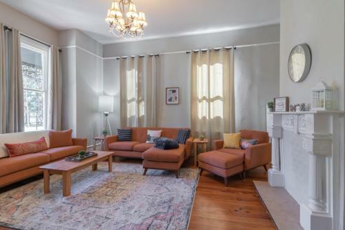 Mighty Mildred- Historic-walkable-mins To Riverwalk