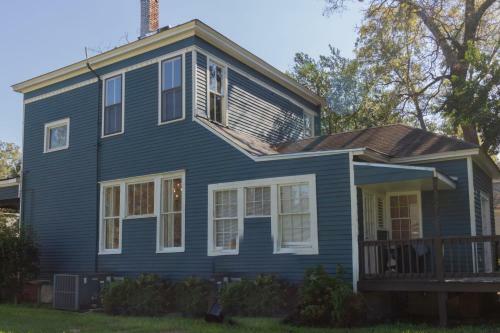 Mighty Mildred- Historic-walkable-mins To Riverwalk