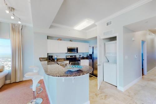 Tidewater Beach Resort 2800