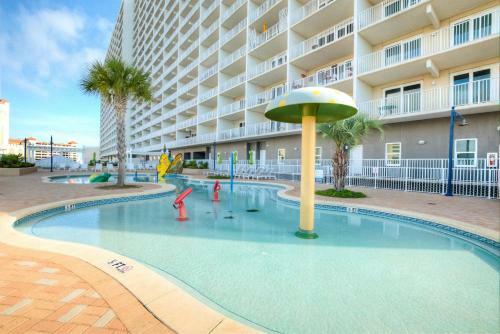 Laketown Wharf 1125 By Zia Vr