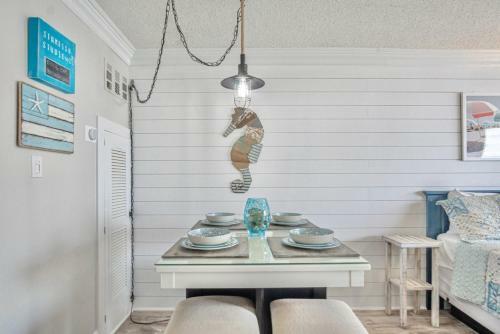 Apartamentos Starfish Studio - Beachfront, Quiet With Free Beach Chairs