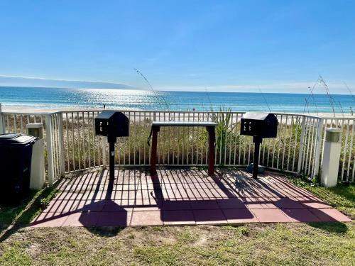 Ocean Reef Resort - Direct Beach Front, Free Beach Chairs - Seasonal