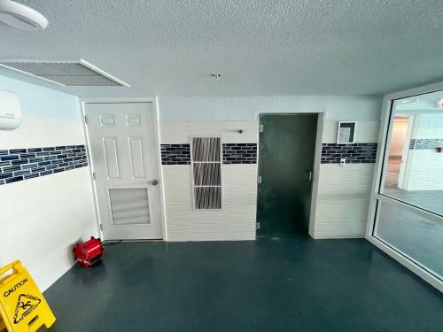 Ocean Reef Resort - Direct Beach Front, Free Beach Chairs - Seasonal