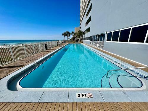 Ocean Reef Resort - Direct Beach Front, Free Beach Chairs - Seasonal