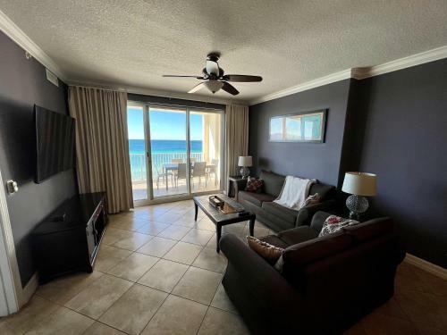 Ocean Reef Resort - Direct Beach Front, Free Beach Chairs - Seasonal
