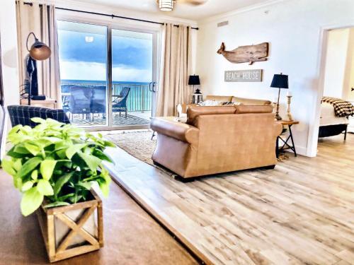Apartamento Barefoot Bliss - Beachfront Condo - Sleeps 14