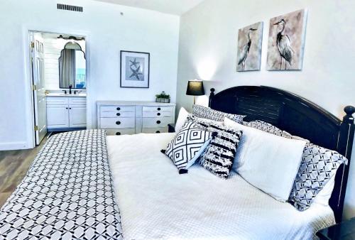 Apartamento Barefoot Bliss - Beachfront Condo - Sleeps 14