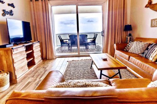 Apartamento Barefoot Bliss - Beachfront Condo - Sleeps 14