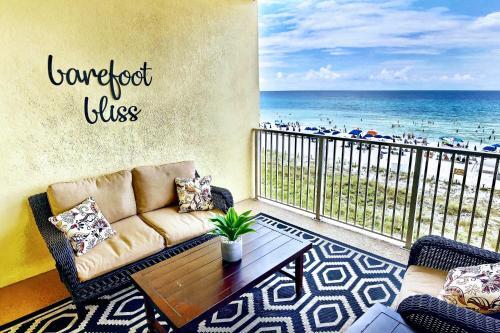 Apartamento Barefoot Bliss - Beachfront Condo - Sleeps 14