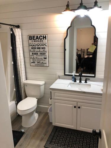 Apartamento Barefoot Bliss - Beachfront Condo - Sleeps 14