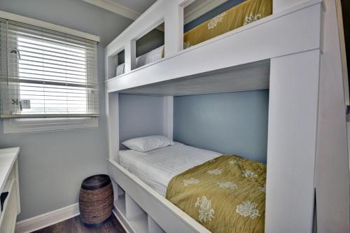 Apartamento Sterling Breeze 2104
