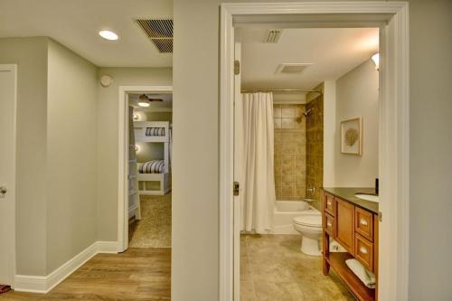 Apartamento Sterling Breeze 203