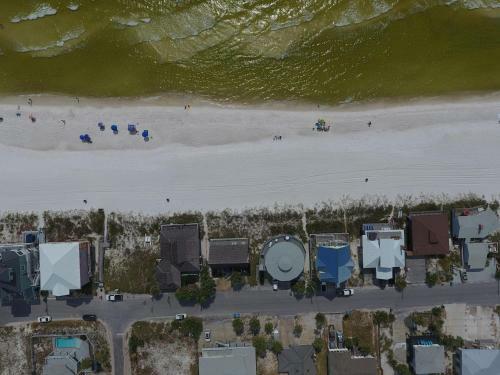 Panorama - Upper - Beautiful Beachfront Home! Rent One Level Or Two!!
