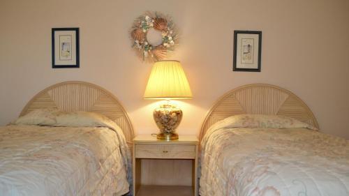 Panorama - Upper - Beautiful Beachfront Home! Rent One Level Or Two!!