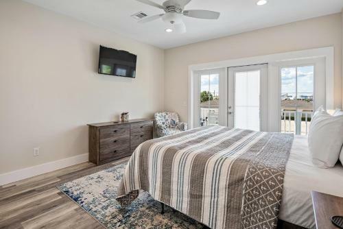 Gone Beachin' - Private Pool! Brand New!