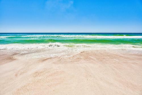 Island Time- Wonderful Private Beachfront Home - Beautiful!!!