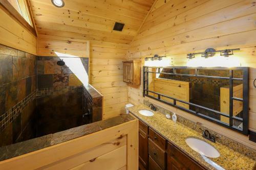 Roxy's Mountain Retreat