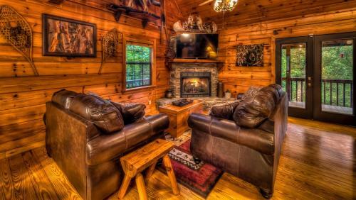 Standing Bear Lodge By Escape To Blue Ridge